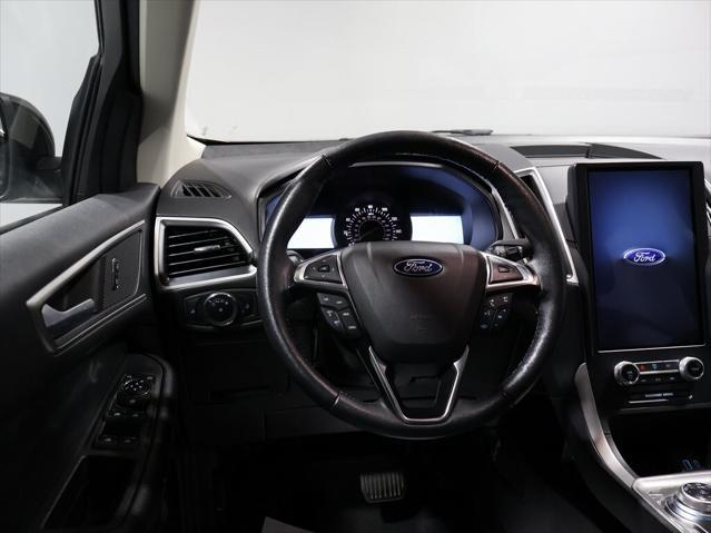 Photo of 2023 Agate Black Ford Edge