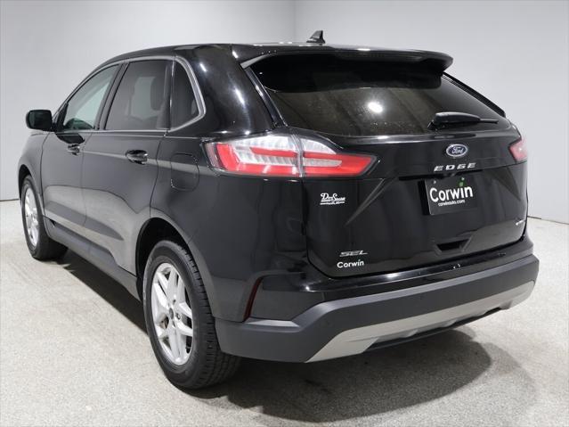Photo of 2023 Agate Black Ford Edge