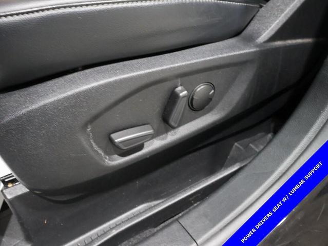Photo of 2023 Agate Black Ford Edge