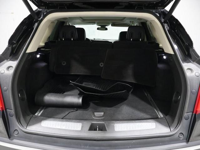 Photo of 2017 Stellar Black Cadillac XT5