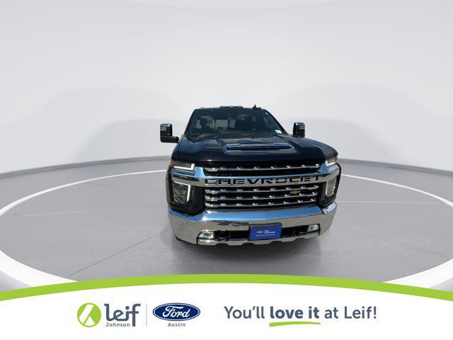 Photo of 2022 Black Chevrolet Silverado 3500