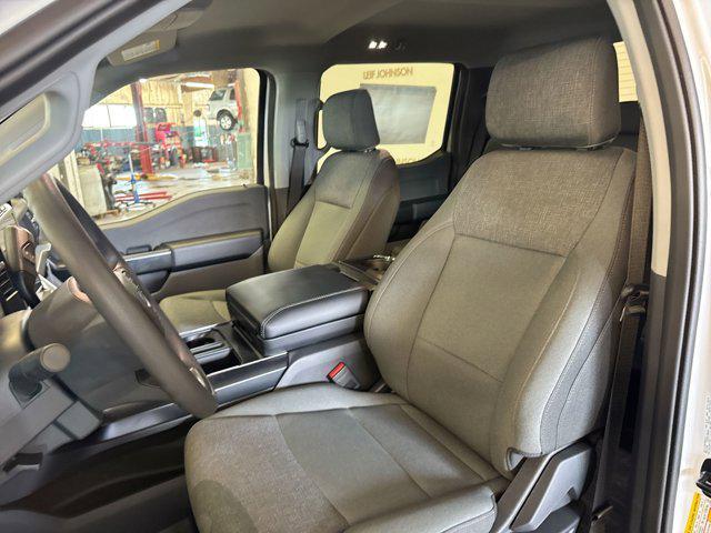 Photo of 2024 Oxford White Ford F-150
