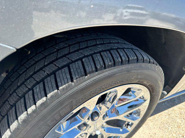 Photo of 2018 Satin Steel Metallic GMC Yukon