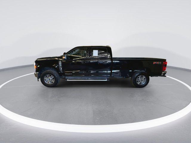 Photo of 2023 Agate Black Metallic Ford F-350