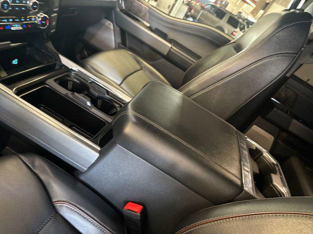Photo of 2023 Agate Black Metallic Ford F-350