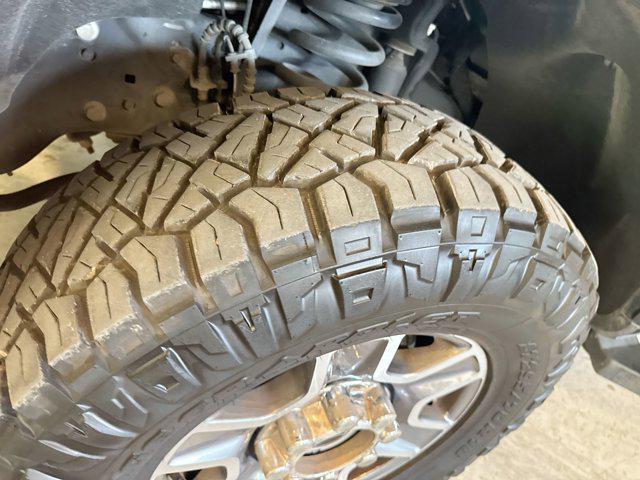 Photo of 2023 Agate Black Metallic Ford F-350