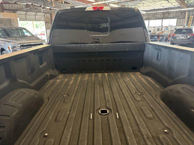 Photo of 2023 Agate Black Metallic Ford F-350