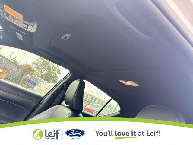 Photo of 2015 White Lexus CT 200h