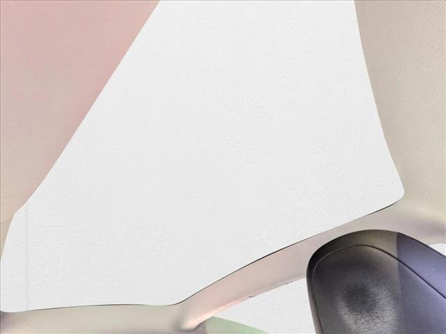 Photo of 2022 Pearl White Multi-Coat Tesla Model 3