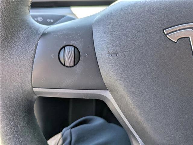 Photo of 2022 Pearl White Multi-Coat Tesla Model 3