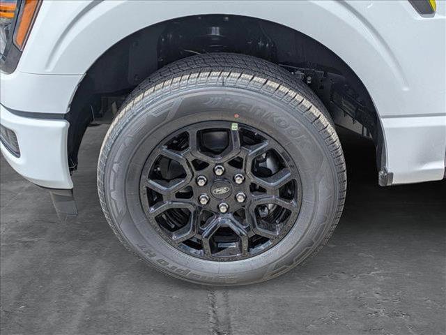 Photo of 2025 Oxford White Ford F-150