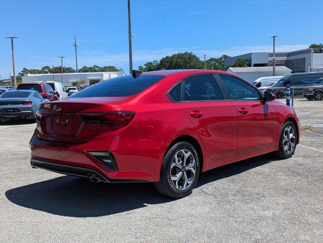 Photo of 2019 Currant Red Kia Forte