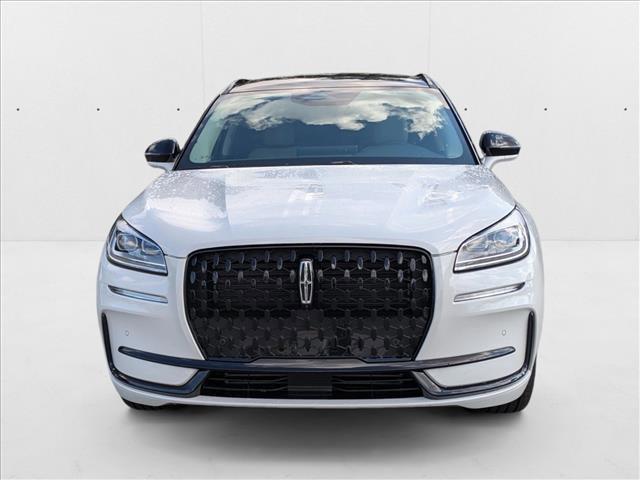Photo of 2025 Pristine White Metallic Tri-Coat Lincoln Corsair
