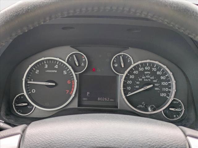 Photo of 2014 White Toyota Tundra