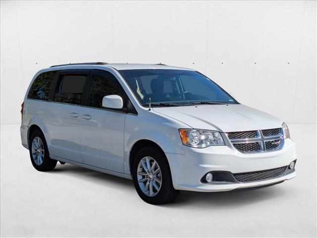 Photo of 2019 White Knuckle Clearcoat Dodge Grand Caravan