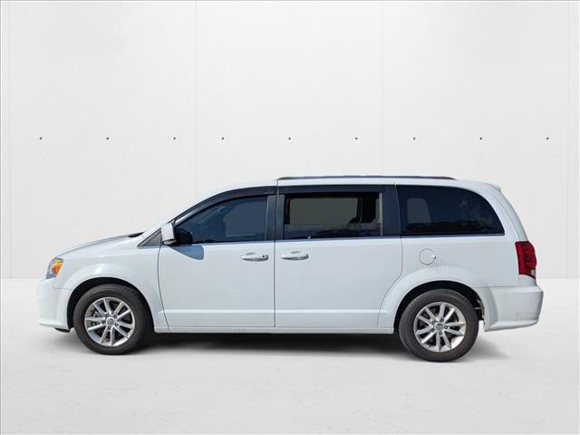 Photo of 2019 White Knuckle Clearcoat Dodge Grand Caravan