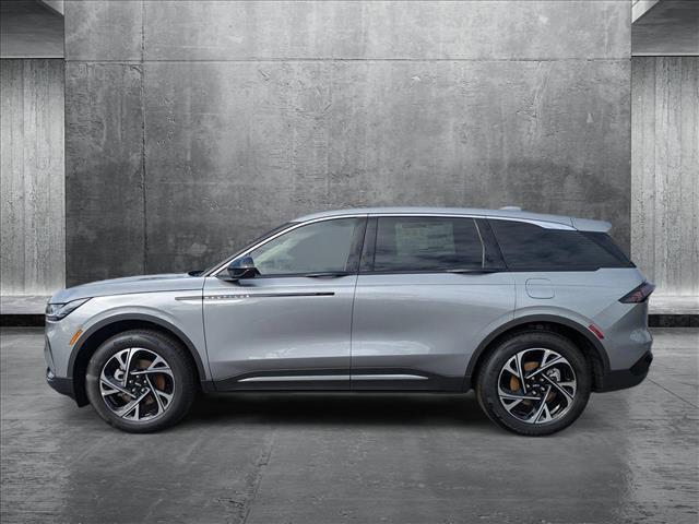 Photo of 2025 Lustrous Gray Metallic Lincoln Nautilus