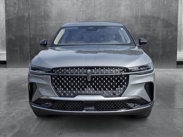 Photo of 2025 Lustrous Gray Metallic Lincoln Nautilus