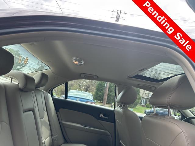Photo of 2011 Bordeaux Reserve Metallic Ford Fusion