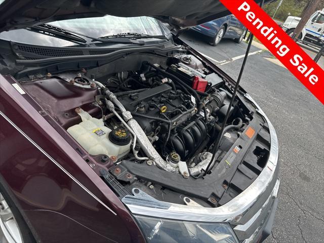 Photo of 2011 Bordeaux Reserve Metallic Ford Fusion