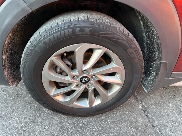 Photo of 2018 Gemstone Red Hyundai TUCSON