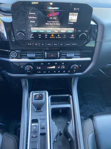 Photo of 2023 Super Black Nissan Pathfinder