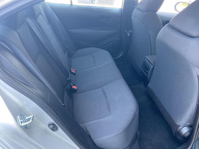 Photo of 2022 Classic Silver Metallic Toyota Corolla