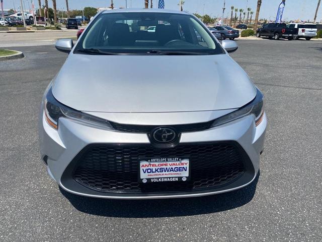 Photo of 2022 Classic Silver Metallic Toyota Corolla