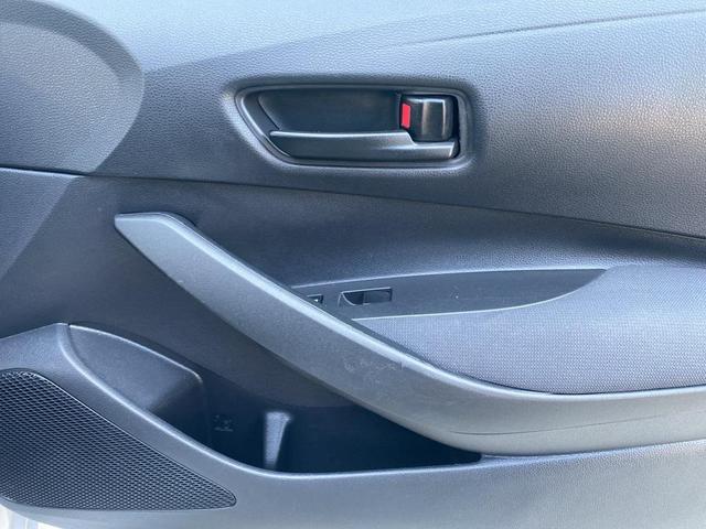 Photo of 2022 Classic Silver Metallic Toyota Corolla