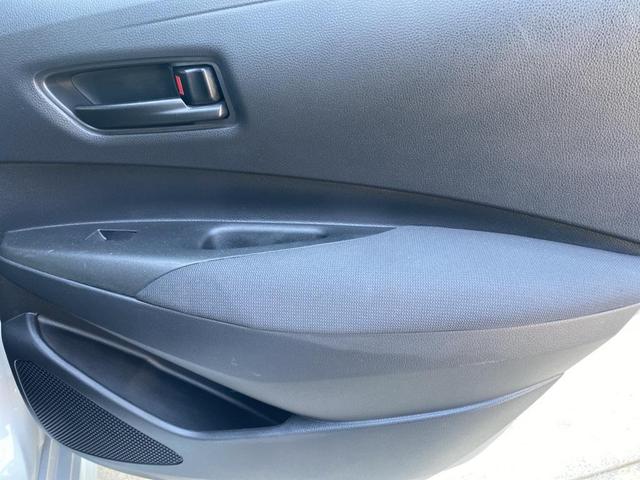 Photo of 2022 Classic Silver Metallic Toyota Corolla