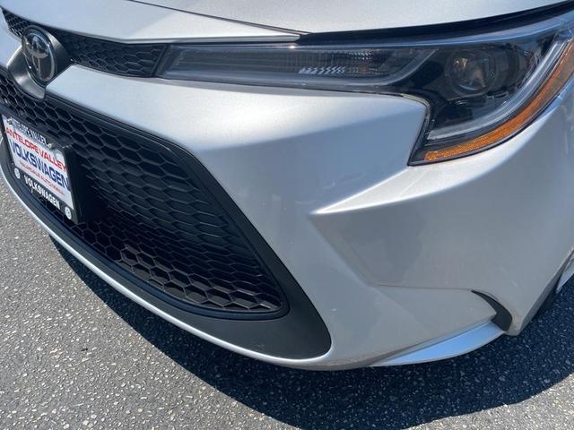 Photo of 2022 Classic Silver Metallic Toyota Corolla