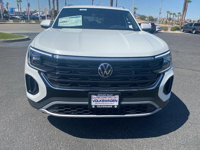 Photo of 2026 White Volkswagen Atlas Cross Sport