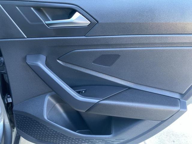 Photo of 2024 Platinum Gray Metallic Volkswagen Jetta