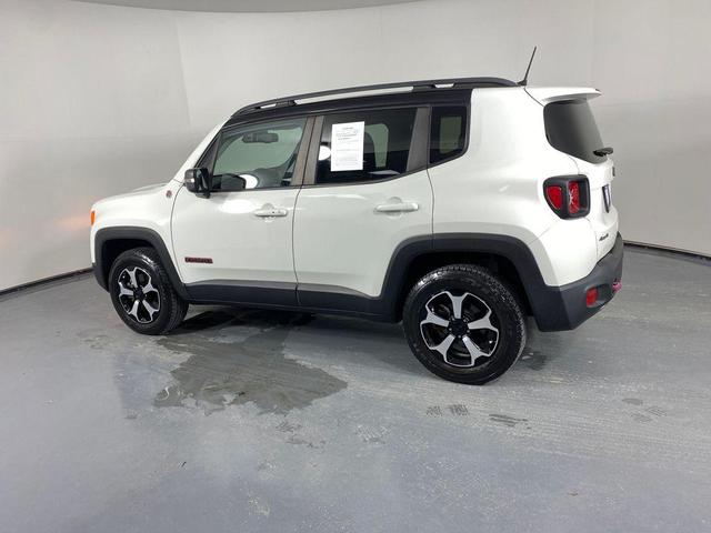 Photo of 2021 Alpine White Clearcoat Jeep Renegade