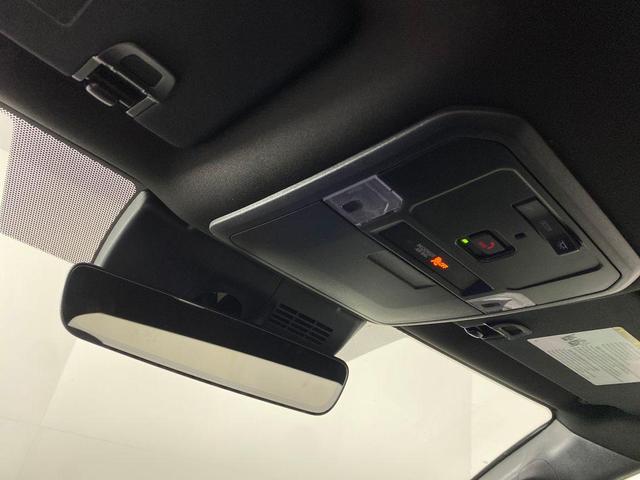Photo of 2025 Ice Cap Toyota Tacoma