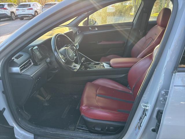 Photo of 2022 Wolf Gray Kia K5