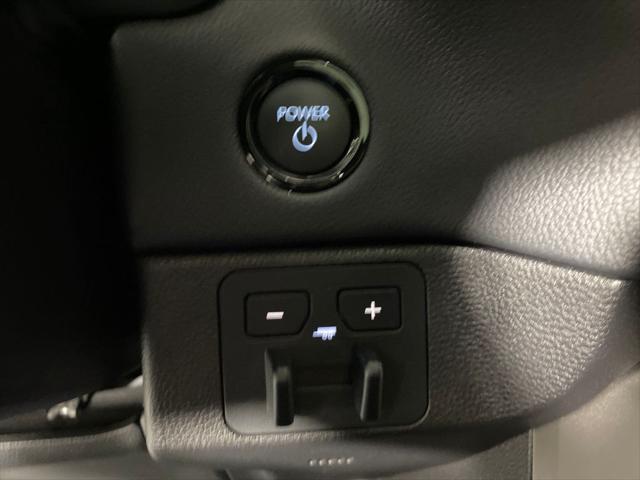 Photo of 2025 Celestial Silver Metallic Toyota Tundra Hybrid