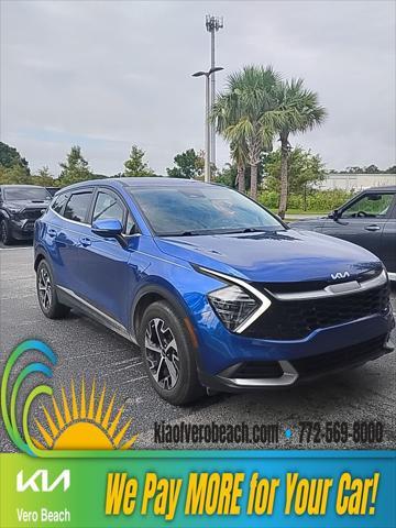 Photo of 2024 Sapphire Blue Kia Sportage