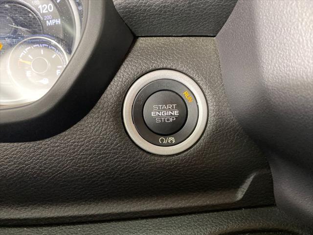 Photo of 2022 Bright White Clearcoat RAM 1500