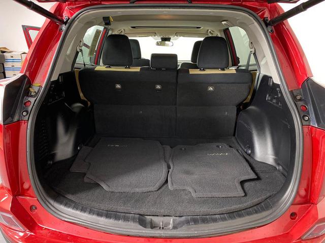 Photo of 2017 Barcelona Red Metallic Toyota RAV4