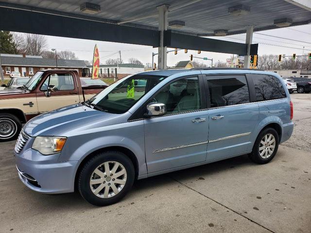 2012 Chrysler Town & Country