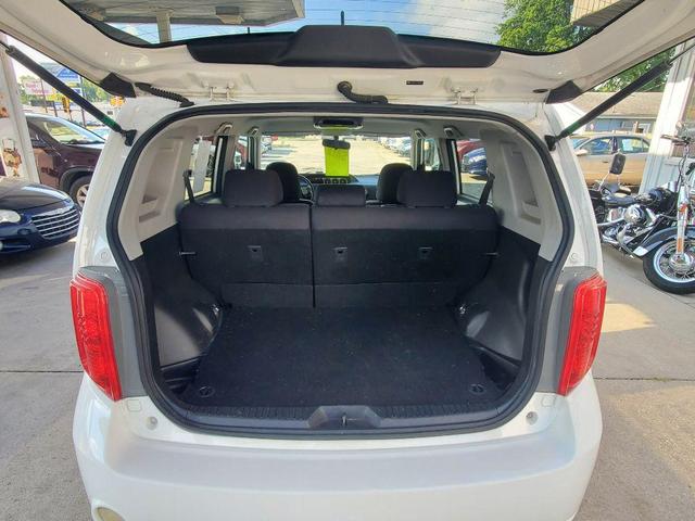 Photo of 2008 White Scion xB