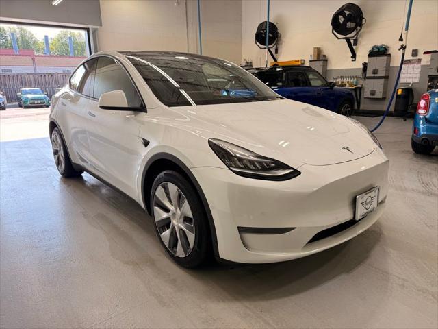 Photo of 2021 Pearl White Multi-Coat Tesla Model Y