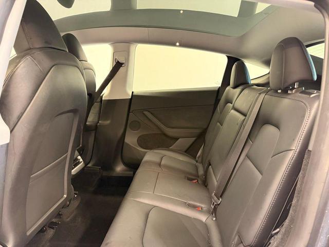 Photo of 2023 Gray Tesla Model Y