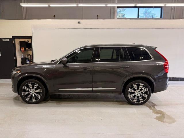 Photo of 2024 Platinum Grey Metallic Volvo XC90