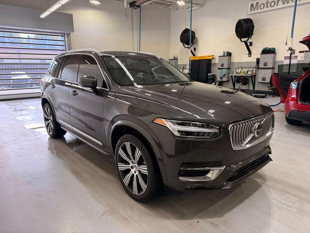 Photo of 2024 Platinum Grey Metallic Volvo XC90