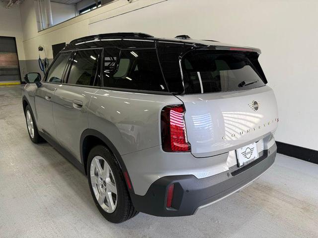 Photo of 2025 Melting Silver III Metallic MINI Countryman
