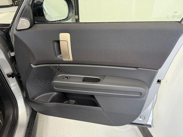 Photo of 2025 Melting Silver III Metallic MINI Countryman