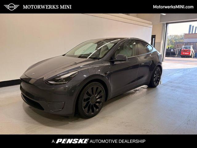 Photo of 2023 Gray Tesla Model Y