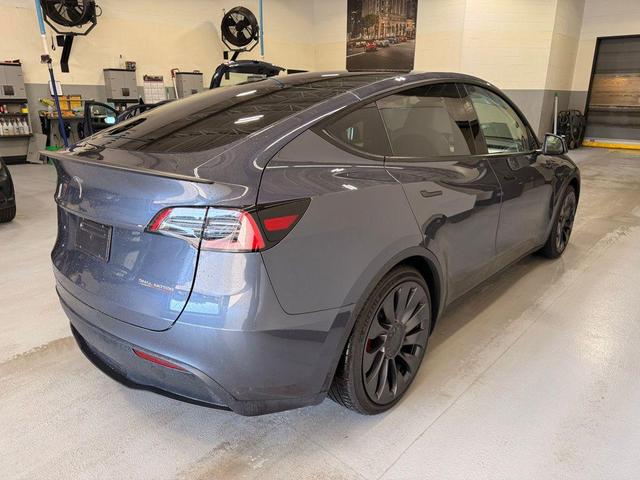 Photo of 2023 Gray Tesla Model Y